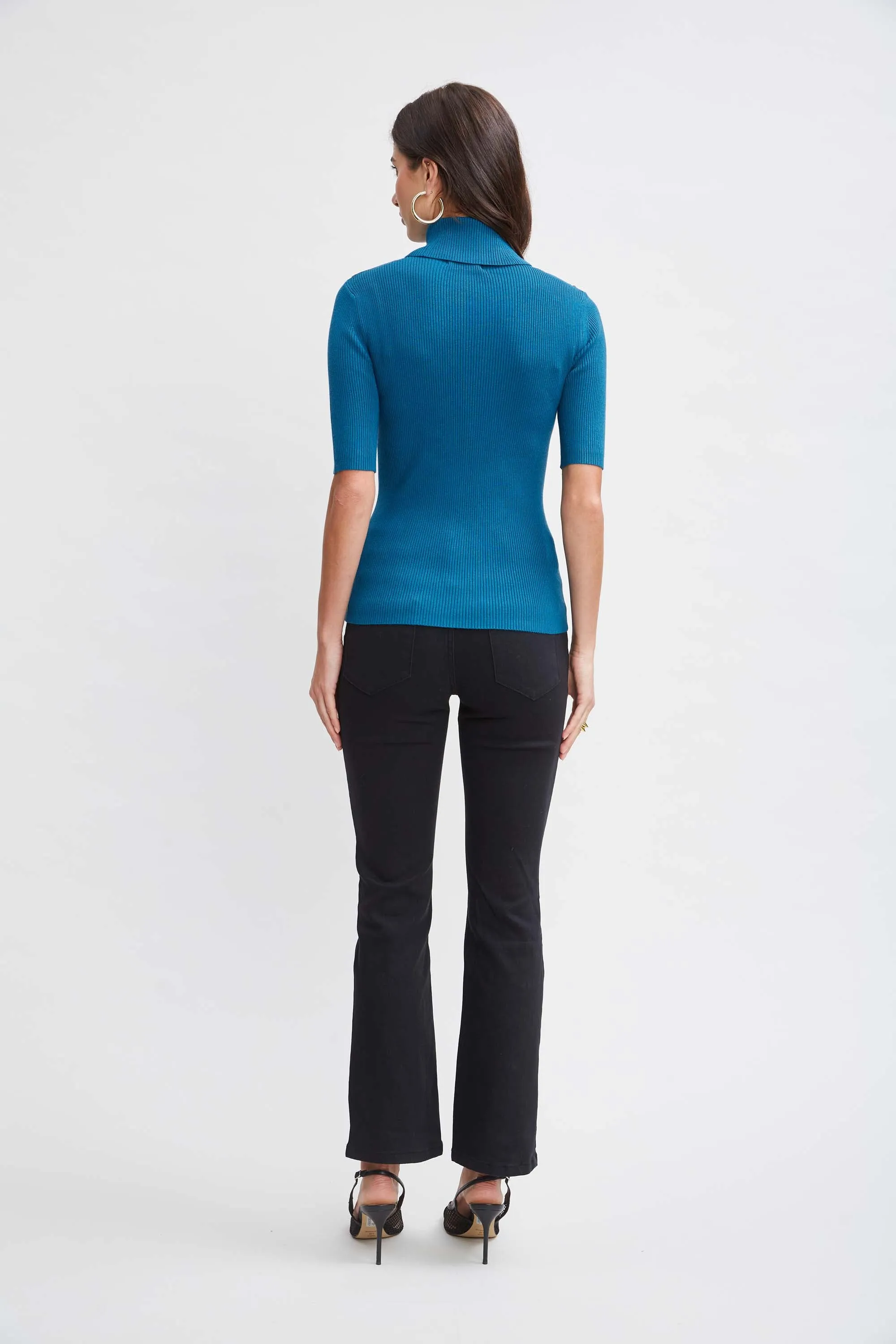 T-Tahari Short Sleeve Button Sweater